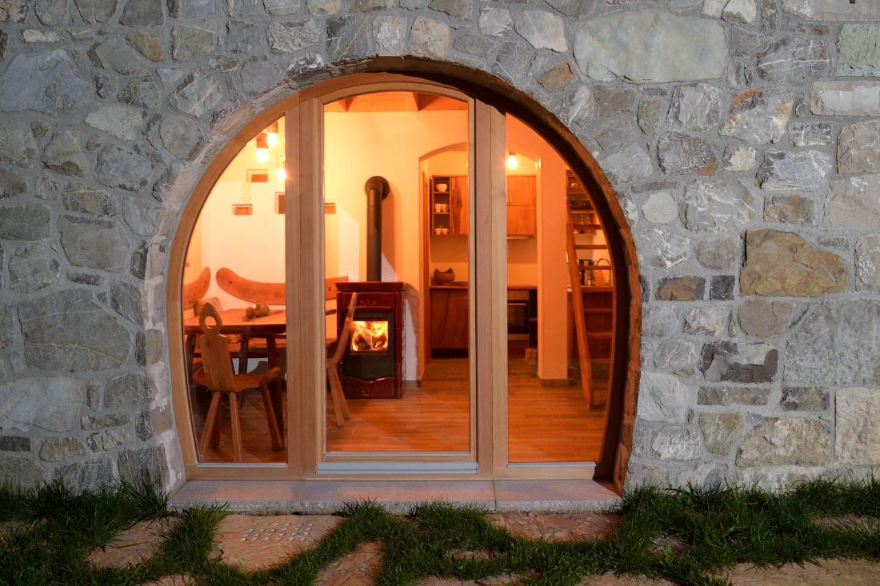 Granaries Pear & Walnut Villa Толмин Екстериор снимка